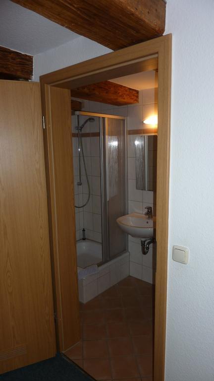 Altstadt Pension Hafenblick シュトラールズント 部屋 写真